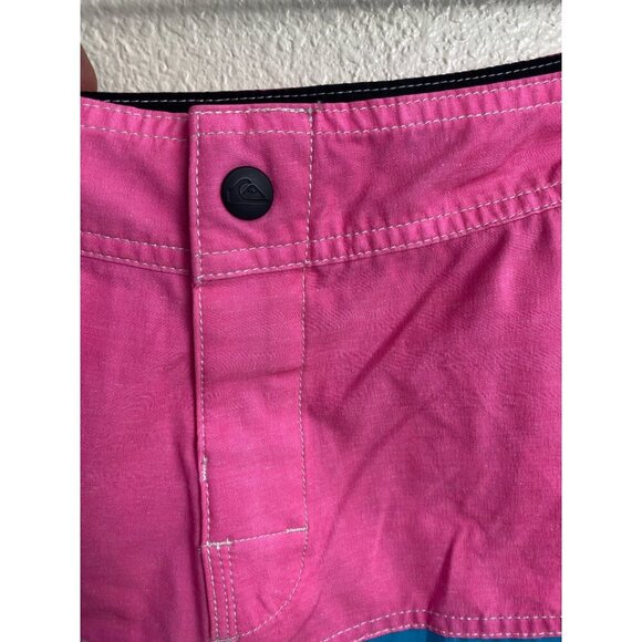 Quicksilver Board Short Mens Size 28 Stranger Things Pink Blue Surf beach - Picture 10 of 13